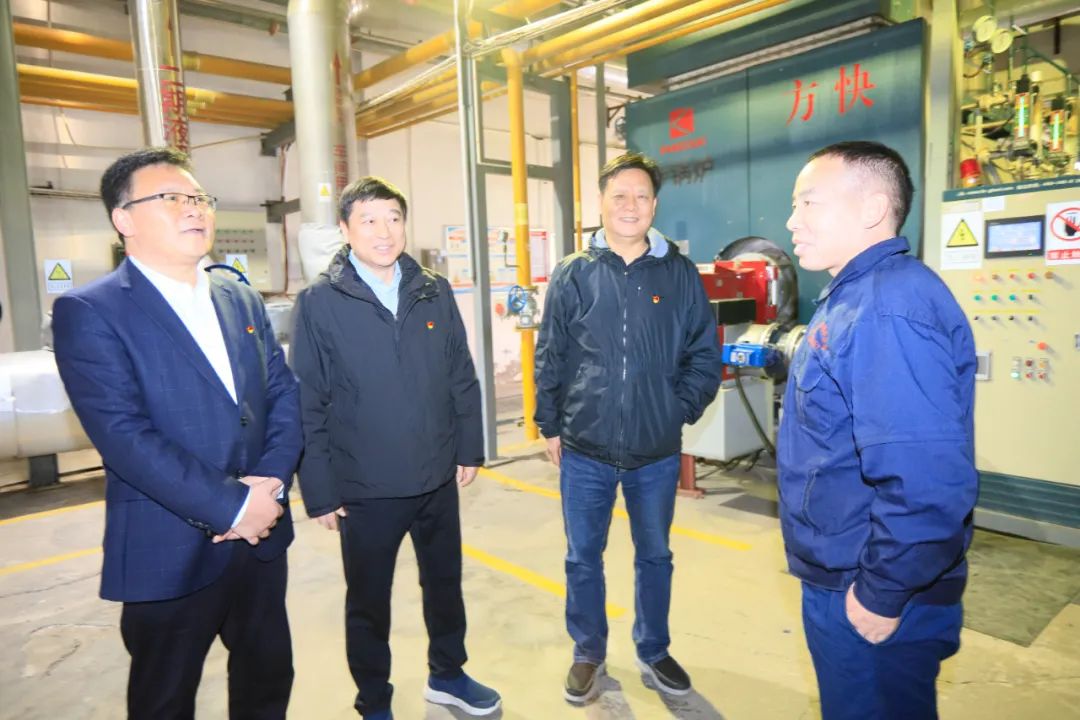 新春慰問送關(guān)懷——集團(tuán)黨委書記、董事長慰問春節(jié)期間堅(jiān)守崗位的一線職工