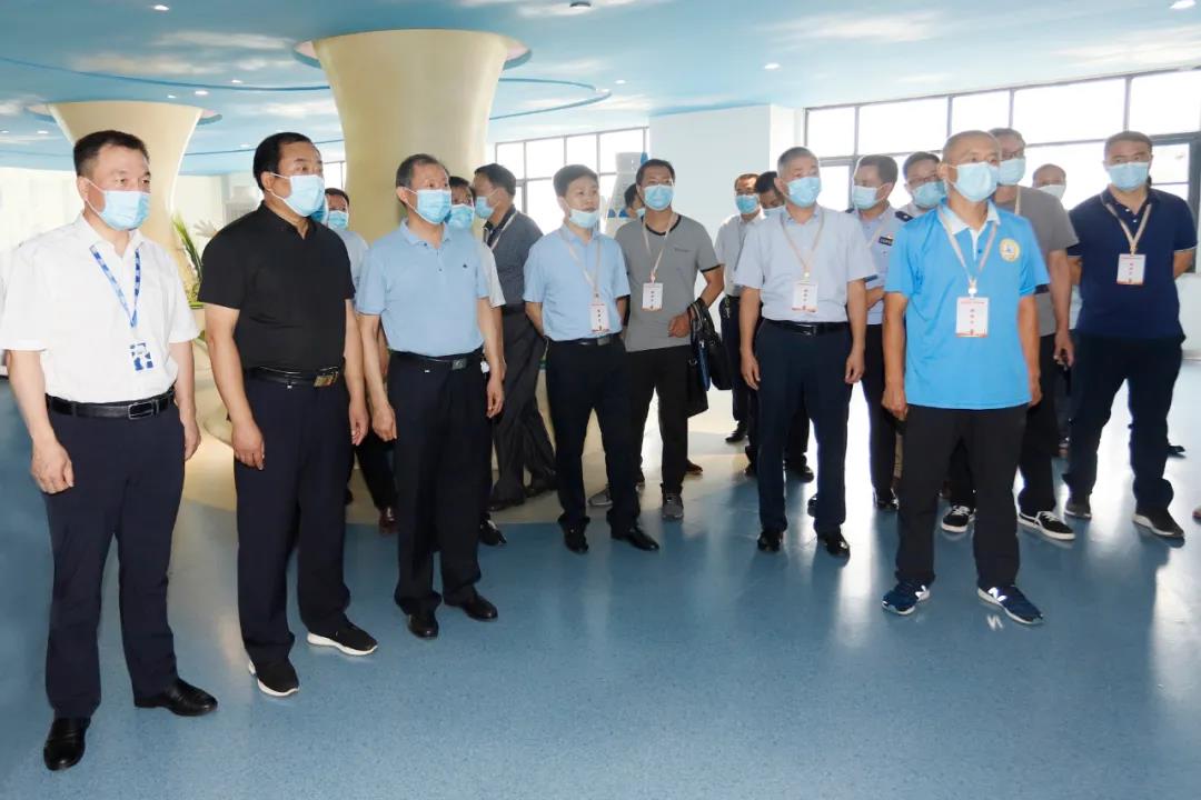 鄭州市安全生產(chǎn)雙重預防體系建設(shè)現(xiàn)場觀摩會在花花牛乳業(yè)集團鄭州分公司召開 鄭州市安全生產(chǎn)雙重預防體系建設(shè)現(xiàn)場觀摩會在花花牛乳業(yè)集團鄭州分公司召開