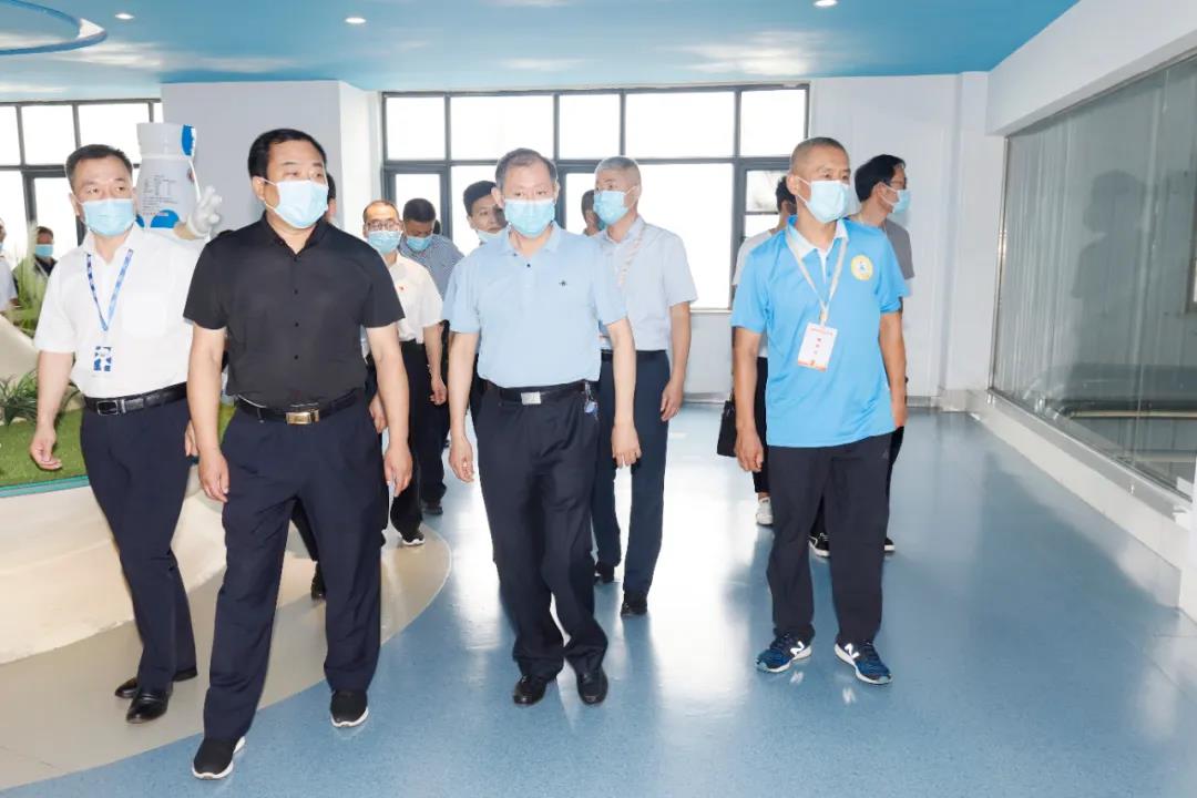 鄭州市安全生產(chǎn)雙重預防體系建設(shè)現(xiàn)場觀摩會在花花牛乳業(yè)集團鄭州分公司召開 鄭州市安全生產(chǎn)雙重預防體系建設(shè)現(xiàn)場觀摩會在花花牛乳業(yè)集團鄭州分公司召開