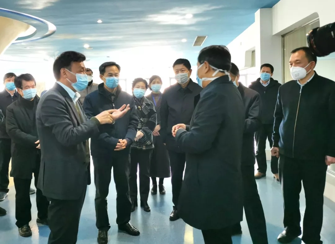 快訊丨河南省副省長武國定蒞臨花花牛乳業(yè)集團(tuán)調(diào)研重點保障企業(yè)復(fù)工復(fù)產(chǎn)情況 快訊丨河南省副省長武國定蒞臨花花牛乳業(yè)集團(tuán)調(diào)研重點保障企業(yè)復(fù)工復(fù)產(chǎn)情況